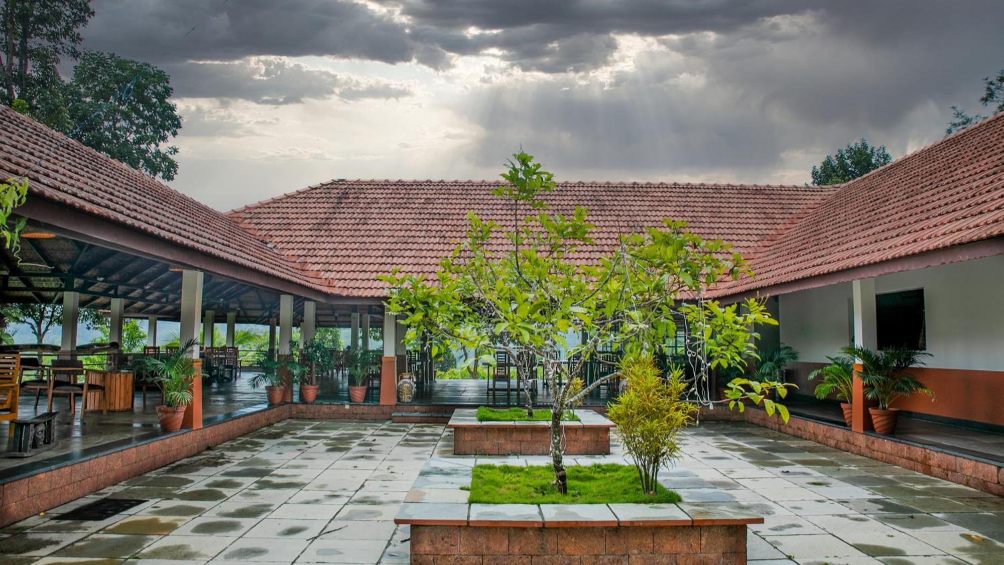 Pranavam Resort & Spa Tariyod Exteriér fotografie